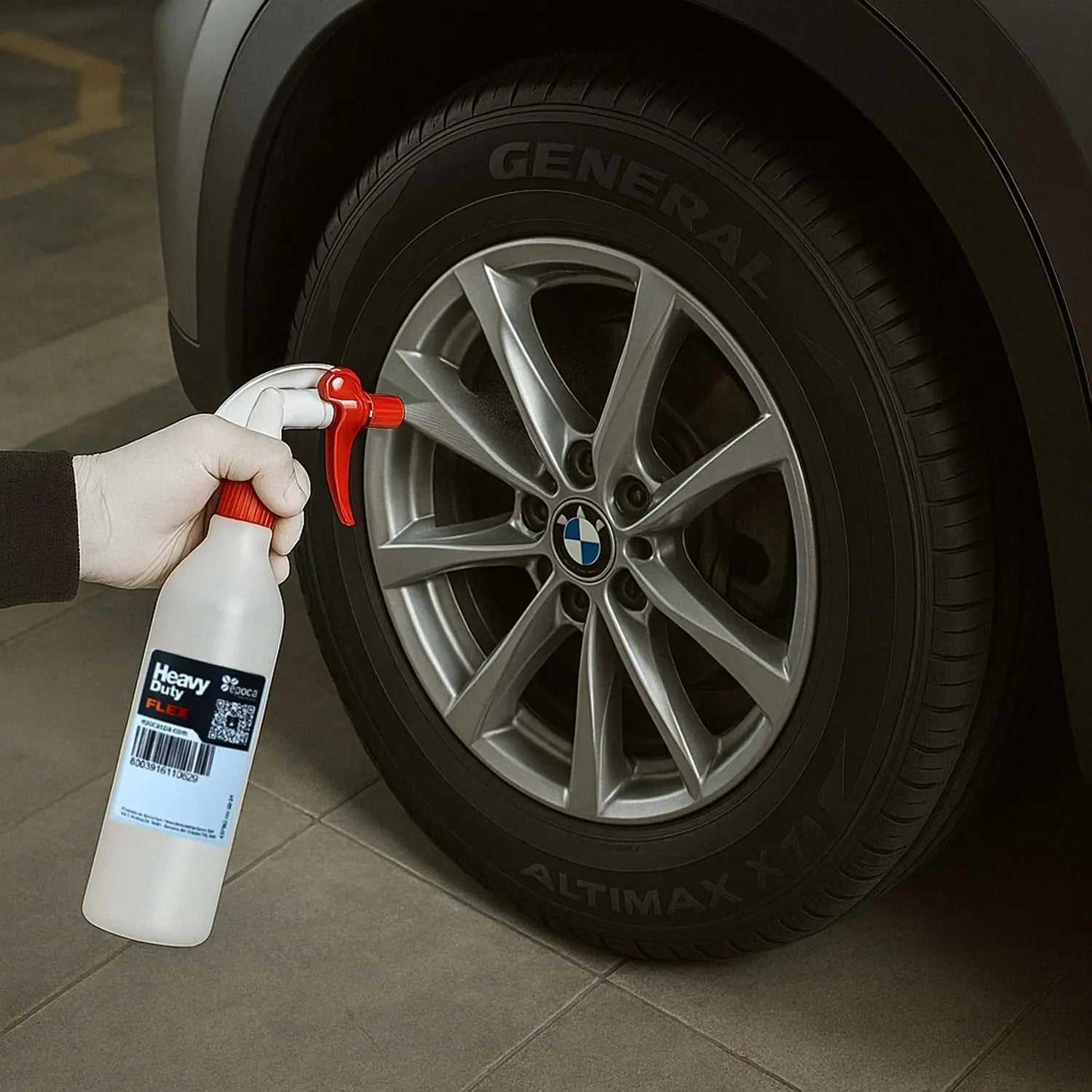 EP01 FLEX Canyon Başlıklı Kimyasal Dayanımlı Ölçekli NBR El Tipi Sprey Şişe 1 litre ürün kullanım görseli