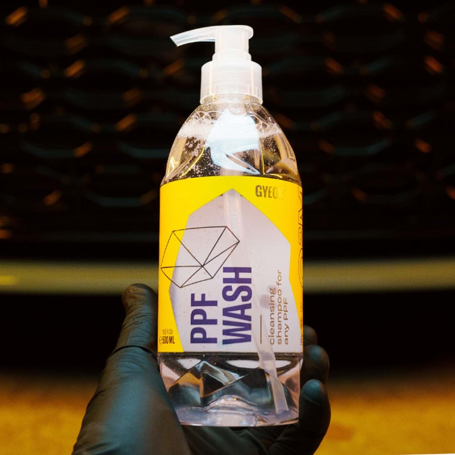 GYEON Q²M PPF Wash PPF ve Folyo Yıkama Şampuanı 500 ml – Hafif Demir Tozu Temizleme Özellikli